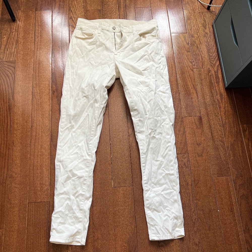 Uniqlo white pants